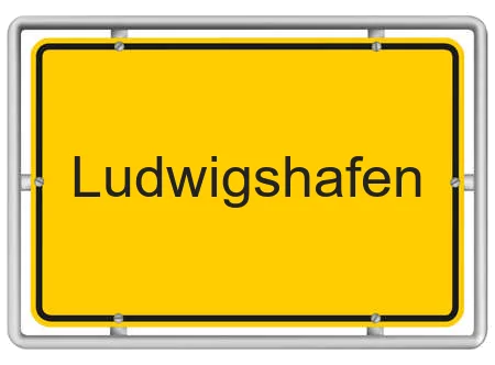 Gelbes Ortsschild mit der Aufschrift Ludwigshafen